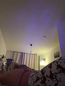 Jamilo young online show from 09-10-25, 07:47