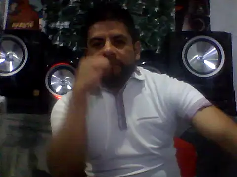 Snapshot of Neggajr87 chatting on 02-04-26, 02:28 Neggajr87 online show from 02-04-26, 02:28
