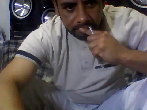 Snapshot of Neggajr87 chatting on 02-08-26, 03:43 Neggajr87 online show from 02-08-26, 03:43