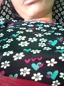 Snapshot of KIRTI12_HOT chatting on 10-25-25, 03:51 KIRTI12 HOT online show from 10-25-25, 03:51