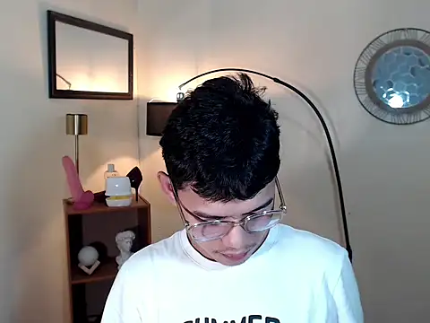 keirflorianxx online show from 10-16-25, 04:24