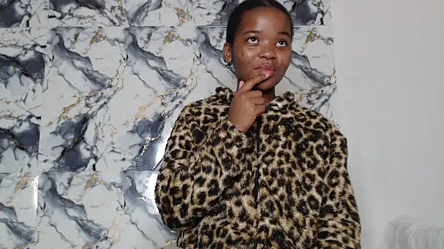 Snapshot of AshleyT255 chatting on 06-04-26, 06:36 AshleyT255 online show from 06-04-26, 06:36