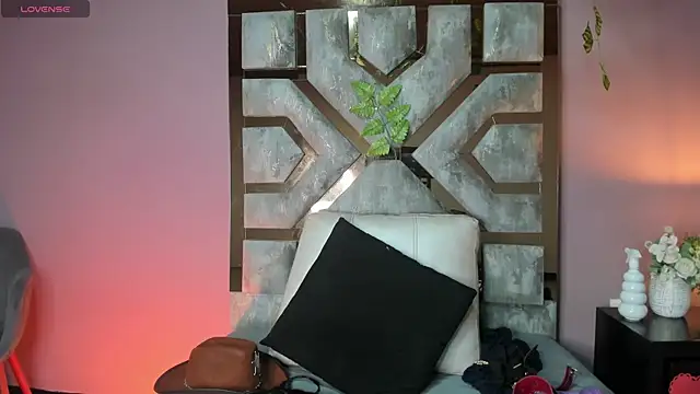 Electra Gosselin online show from 07-01-26, 01:29
