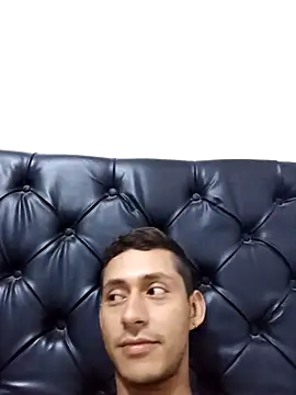 Snapshot of Boy_hot- chatting on 09-10-25, 04:23 Boy hot- online show from 09-10-25, 04:23