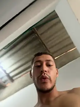 Snapshot of Boy_hot- chatting on 02-25-26, 03:43 Boy hot- online show from 02-25-26, 03:43