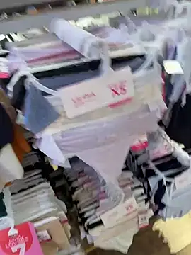 Snapshot of Boy_hot- chatting on 03-04-26, 11:22 Boy hot- online show from 03-04-26, 11:22