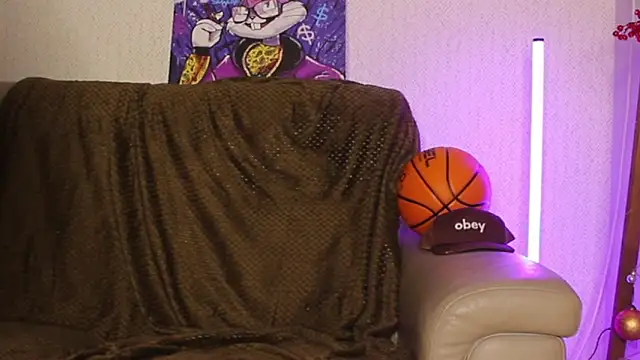 Snapshot of DanyX_ chatting on 02-17-26, 11:07 DanyX online show from 02-17-26, 11:07