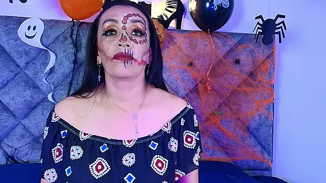 Shantey Laurent online show from 11-01-25, 03:03