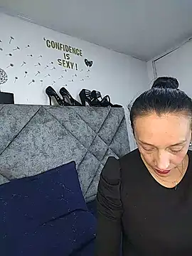 Shantey Laurent online show from 07-26-26, 06:59