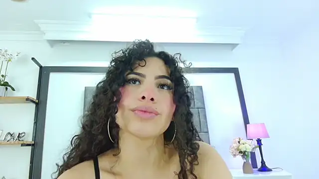 Snapshot of Skyler_Fox_ chatting on 11-09-25, 07:56 Skyler Fox online show from 11-09-25, 07:56