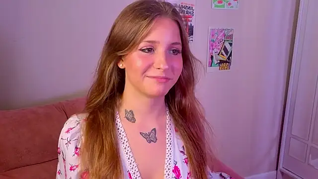 Snapshot of LoveSeekins chatting on 09-13-25, 08:52 LoveSeekins online show from 09-13-25, 08:52