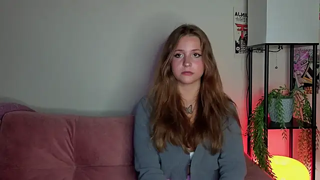 Snapshot of LoveSeekins chatting on 09-17-25, 07:15 LoveSeekins online show from 09-17-25, 07:15