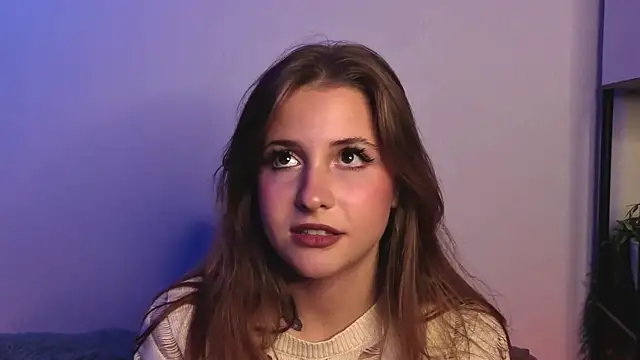 Snapshot of LoveSeekins chatting on 10-17-25, 07:05 LoveSeekins online show from 10-17-25, 07:05