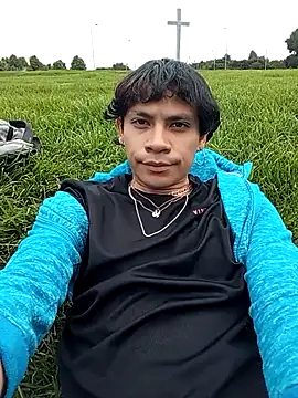 Snapshot of kittymutant99 chatting on 02-25-26, 04:27 kittymutant99 online show from 02-25-26, 04:27