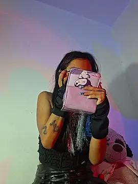 carolinerue online show from 11-10-25, 11:09