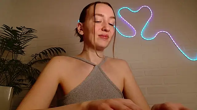 WhitePrincessLuna online show from 03-06-26, 04:14