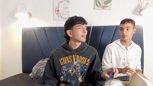 Snapshot of maicol_cum23 chatting on 02-25-26, 08:18 maicol cum23 online show from 02-25-26, 08:18