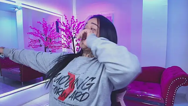 Snapshot of Black_roseee chatting on 02-04-26, 03:34 Black roseee online show from 02-04-26, 03:34