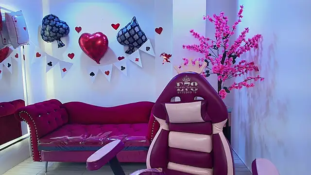 Snapshot of Black_roseee chatting on 02-19-26, 03:35 Black roseee online show from 02-19-26, 03:35