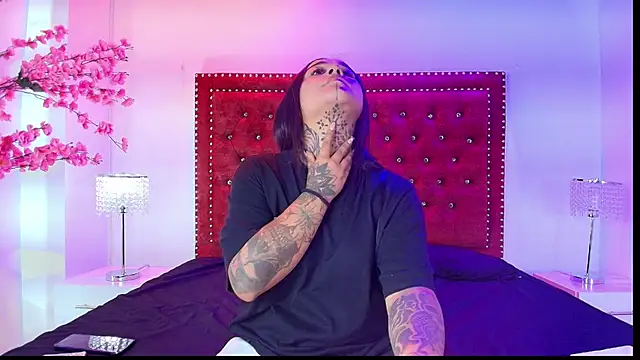 Snapshot of Black_roseee chatting on 03-01-26, 04:14 Black roseee online show from 03-01-26, 04:14