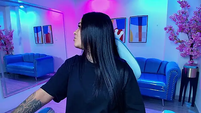 Snapshot of Black_roseee chatting on 03-14-26, 04:07 Black roseee online show from 03-14-26, 04:07