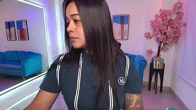 Black roseee online show from 06-13-26, 03:37