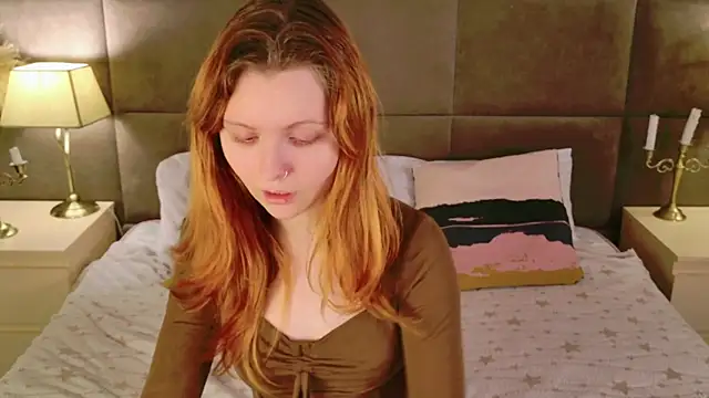 AlisHanson online show from 01-19-26, 02:32