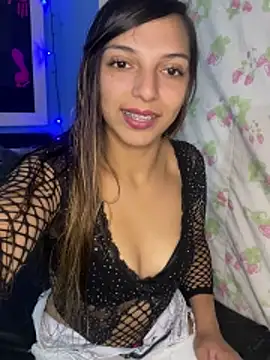 Snapshot of MelanyBabeee2 chatting on 01-06-26, 09:18 MelanyBabeee2 online show from 01-06-26, 09:18