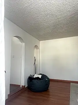 Snapshot of MelanyBabeee2 chatting on 01-08-26, 09:17 MelanyBabeee2 online show from 01-08-26, 09:17