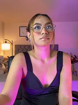 OxanaFedorova1- online show from 04-11-26, 08:35