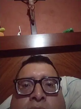 Santiagoqro85 online show from 12-02-25, 02:17