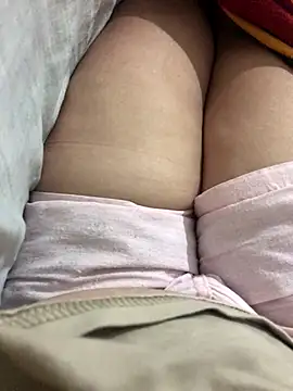 Snapshot of luzmelzinha chatting on 09-30-25, 11:26 luzmelzinha online show from 09-30-25, 11:26