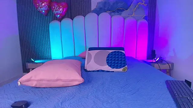 abbyrouss  online show from 02-22-26, 03:07