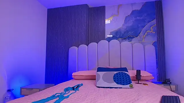 abbyrouss  online show from 04-14-26, 03:12