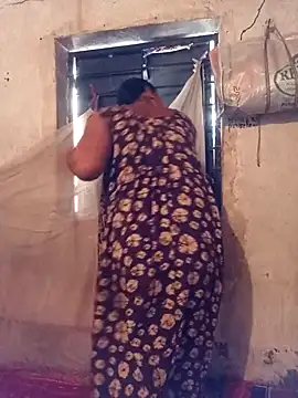 Notyriya7 online show from 04-28-26, 02:21