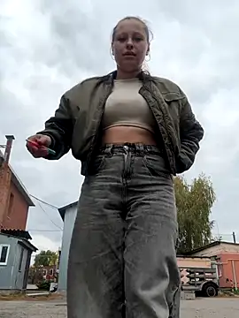 Snapshot of Jessie_Queen_1 chatting on 10-06-25, 11:40 Jessie Queen 1 online show from 10-06-25, 11:40