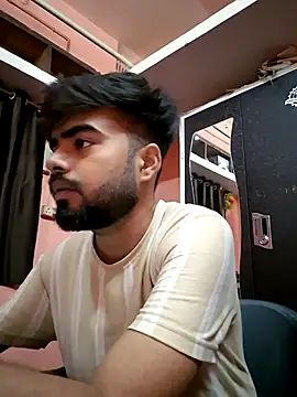 soniriyaa010101 online show from 04-28-26, 09:14