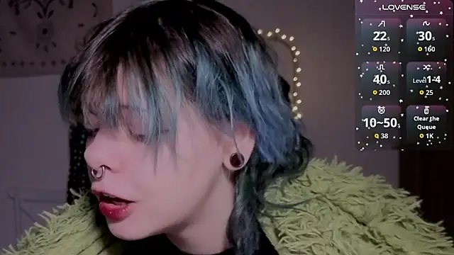 Alice Zev online show from 12-19-25, 01:40