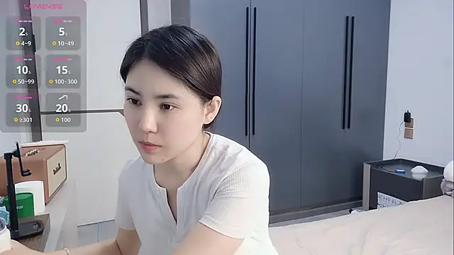 Snapshot of luckckcj chatting on 11-12-25, 05:08 luckckcj online show from 11-12-25, 05:08