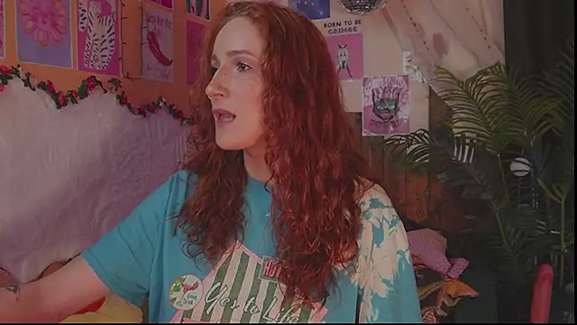 Snapshot of Charming_winky chatting on 02-10-26, 01:59 Charming winky online show from 02-10-26, 01:59