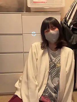 Snapshot of _miku_dayo_ chatting on 11-18-25, 03:27 miku dayo online show from 11-18-25, 03:27