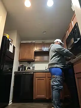 Snapshot of Jedr10 chatting on 03-04-26, 06:47 Jedr10 online show from 03-04-26, 06:47