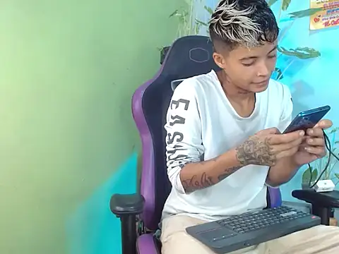 Dorland777 online show from 09-19-25, 12:12