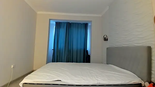 Snapshot of yanyaan chatting on 11-25-25, 03:17 yanyaan online show from 11-25-25, 03:17