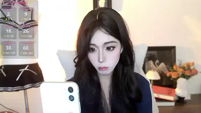 Wfrost0707 online show from 11-11-25, 06:13