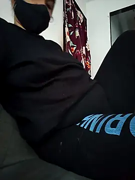 Snapshot of hottie_jenny9 chatting on 10-12-25, 08:24 hottie jenny9 online show from 10-12-25, 08:24