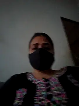 Snapshot of hottie_jenny9 chatting on 11-17-25, 01:55 hottie jenny9 online show from 11-17-25, 01:55