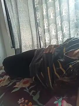 Snapshot of hottie_jenny9 chatting on 12-04-25, 10:57 hottie jenny9 online show from 12-04-25, 10:57