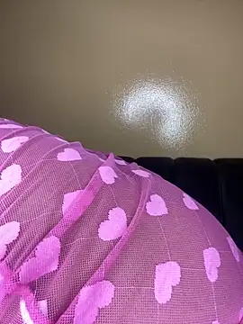 MilfBoobsxx online show from 04-16-26, 04:08