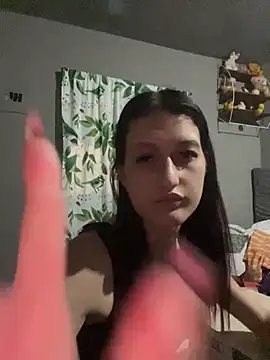 Caroline daring online show from 04-29-26, 12:16